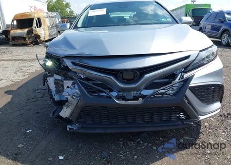 2024 Toyota Camry Se z USA, uszkodzony, nr VIN 4T1G11AK4RU191392